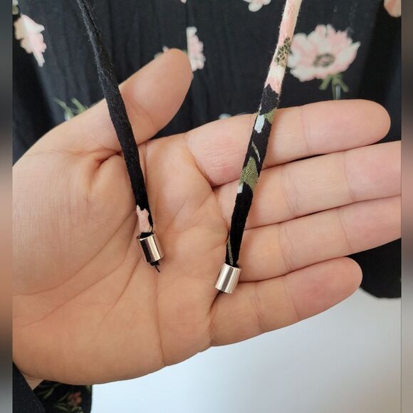 NEW Buffalo David Bitton Floral Jacquard Blouse Cottage Summer Black Pink XL - Picture 5 of 9